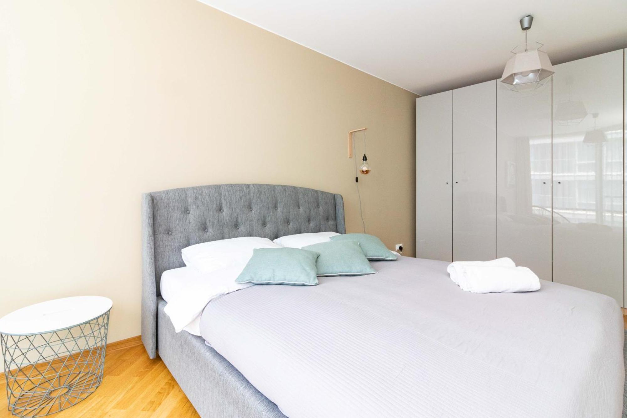 Elija Swan-Toy Apartments Sventoji Exterior photo
